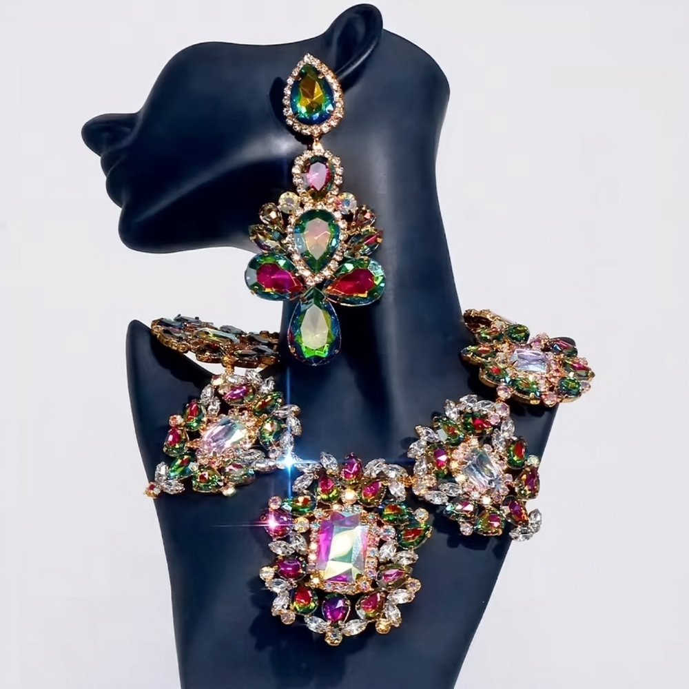 Necklace & Earring Set